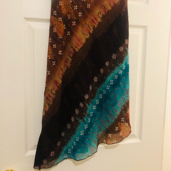 EUC Boho slip on skirt with comfy stretchy waist - Picture 2 of 8